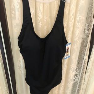 Woman’s Hurley Swim Suit, Lg net